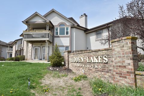 Photo of 3542 W Rawson Ave, Franklin, WI 53132 (MLS # 1916173)