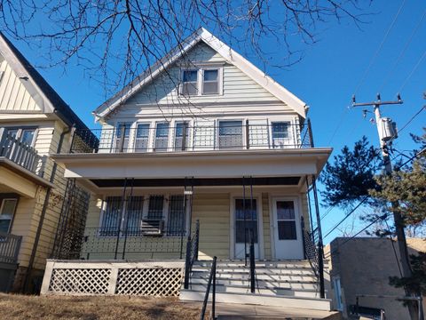 Photo of 2237 N 40th St, Milwaukee, WI 53208 (MLS # 1941835)