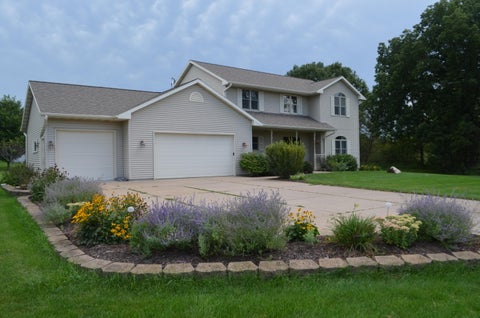 Photo of W4175 Schild Rd, Hamilton, WI 54669 (MLS # 1979410)
