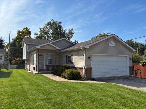 Photo of 23419 82 St, Salem Lakes, WI 53168 (MLS # 1986093)