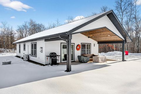 Photo of 2855 28 11/16 St, Cedar Lake, WI 54817 (MLS # 1949244)