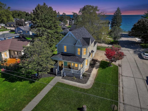Photo of 3525 Sheridan Rd, Mount Pleasant, WI 53403 (MLS # 1984348)