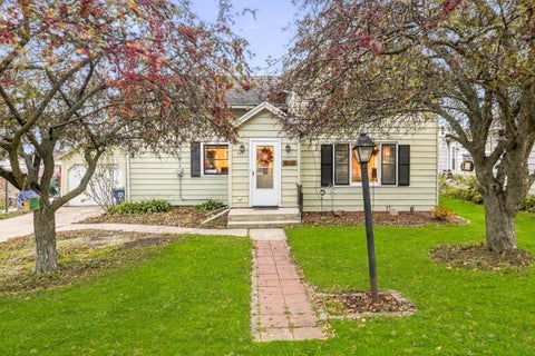 Photo of 301 Francis Ave, Cascade, WI 53011 (MLS # 1986409)