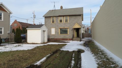 Photo of 1713 Racine St, Racine, WI 53403 (MLS # 1954588)