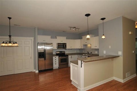 Photo of 2270 W Vista Bella Dr, Oak Creek, WI 53154 (MLS # 1965946)