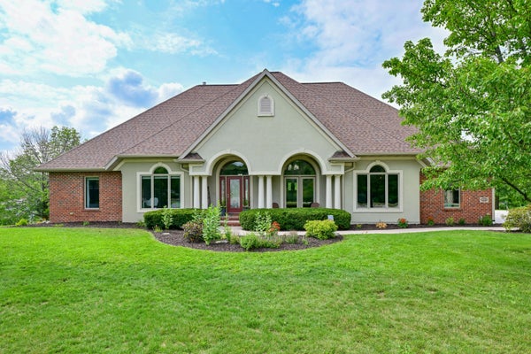W6178 OAK VISTA LN, PLYMOUTH, WI 53073 - Image cfe8a72a92d417825aa1c619f60b9f86/1069105743