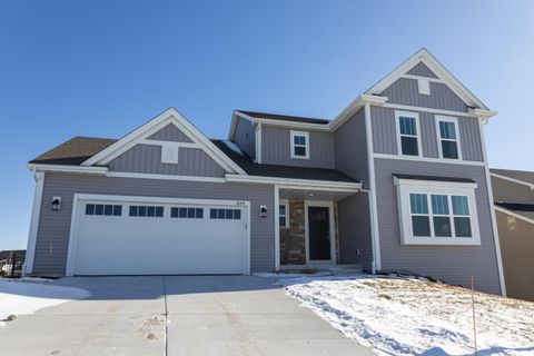 Photo of 1684 Misty Ridge Ln, Port Washington, WI 53024 (MLS # 1947991)