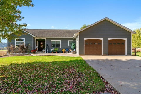 Photo of 615 N Main St, Viola, WI 54665 (MLS # 1986470)