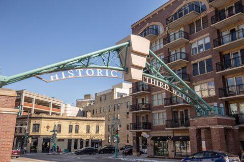 Photo of 102 N Water St, Milwaukee, WI 53202 (MLS # 1935238)