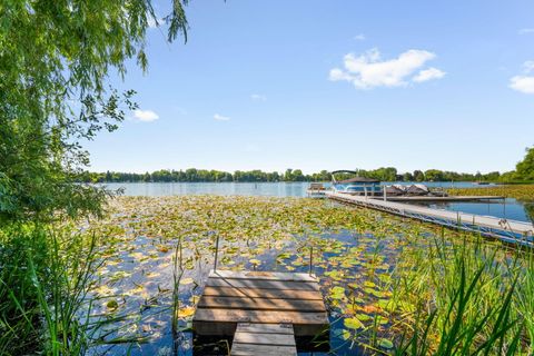 Photo of 1395 Lakeview Rd, Farmington, WI 53090 (MLS # 1968761)