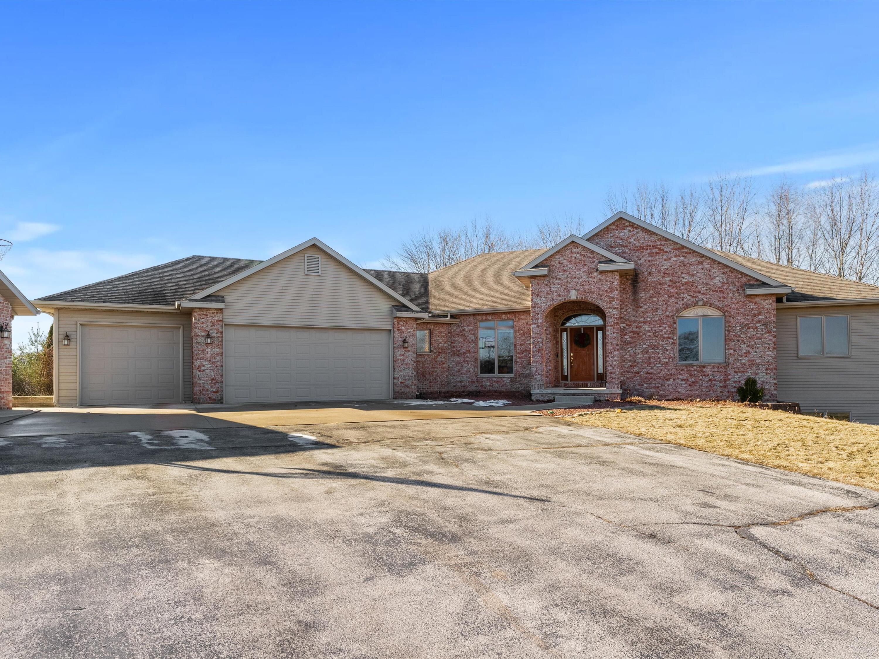 Newton, Wisconsin 54220, United States, 4 Bedrooms Bedrooms, ,3 BathroomsBathrooms,Residential,Active,158198