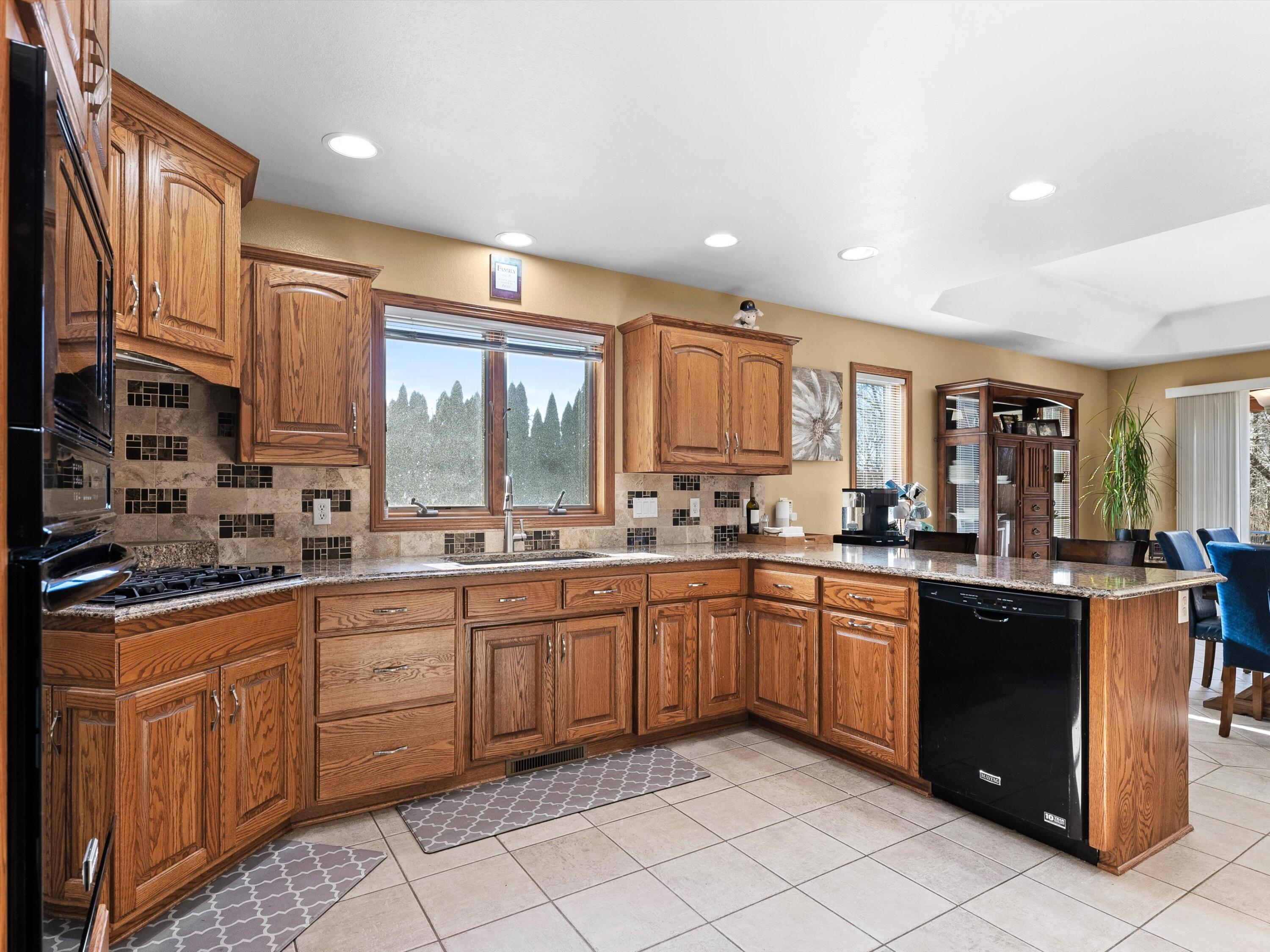 Newton, Wisconsin 54220, United States, 4 Bedrooms Bedrooms, ,3 BathroomsBathrooms,Residential,Active,158198