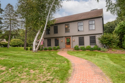 Photo of 15025 Westover Rd, Elm Grove, WI 53122 (MLS # 1981103)