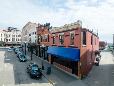 MLS: 1913466