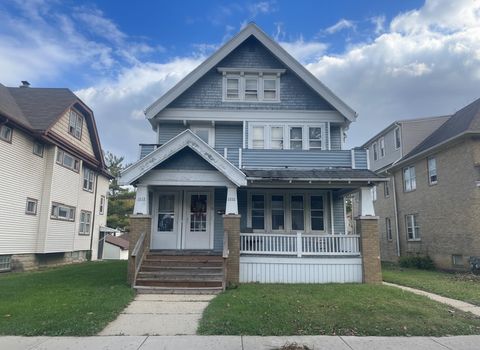 Photo of 2808 N 52nd St, Milwaukee, WI 53210 (MLS # 1940522)