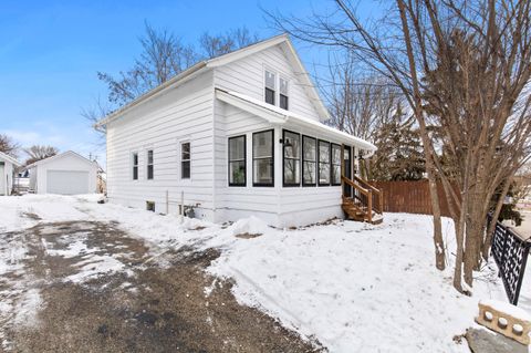 Photo of 120 4th St, Waukesha, WI 53188 (MLS # 1950517)