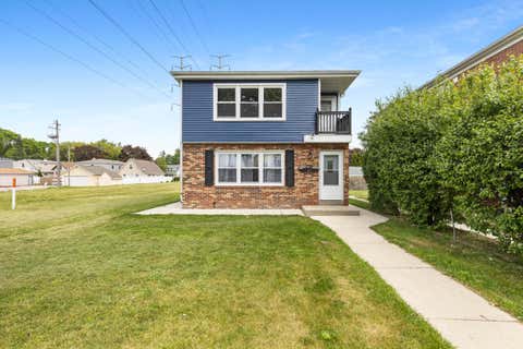 Photo of 116 S 76th St, Milwaukee, WI 53214 (MLS # 1961493)
