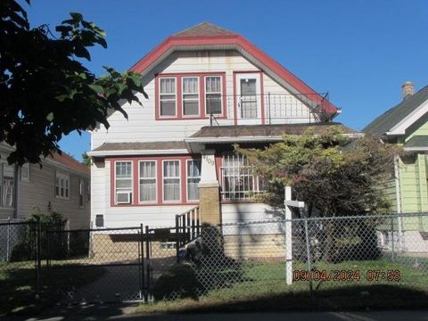 Photo of 4109 N 23rd St, Milwaukee, WI 53209 (MLS # 1947193)