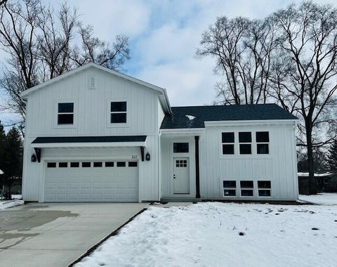Photo of 560 Lincoln St, Palmyra, WI 53156 (MLS # 1953913)