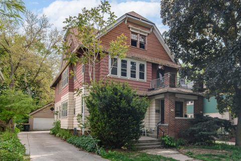 Photo of 6221 W Lloyd St, Wauwatosa, WI 53213 (MLS # 1963973)