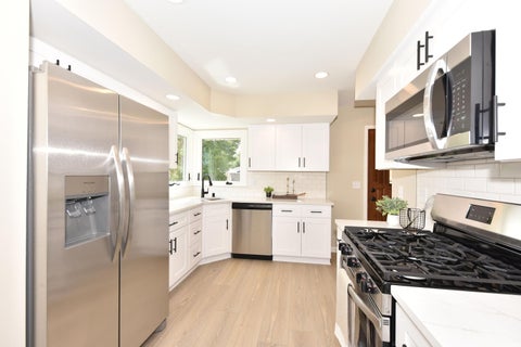 Photo of 3762 S 77th St, Milwaukee, WI 53220 (MLS # 1973044)