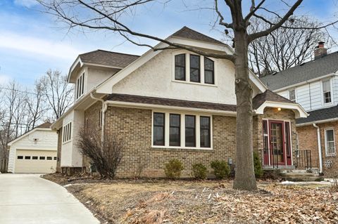 Photo of 8007 Portland Ave, Wauwatosa, WI 53213 (MLS # 1952814)