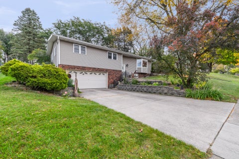 Photo of 102 Birch Ln, Hartford, WI 53027 (MLS # 1984435)