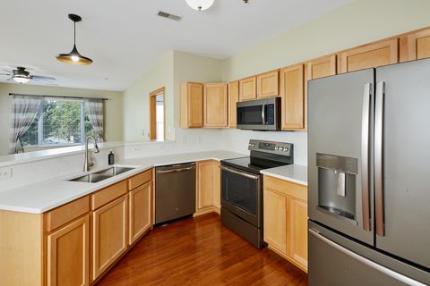 Photo of 10900 W Bluemound Rd, Wauwatosa, WI 53226 (MLS # 1923844)