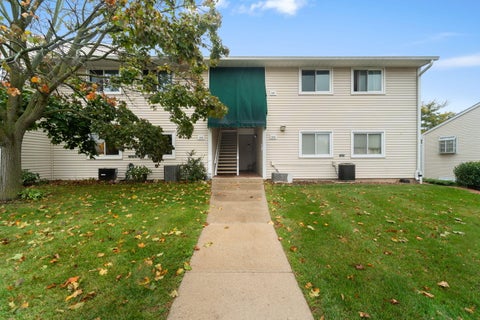 Photo of 1849 Parknoll Ln, Port Washington, WI 53074 (MLS # 1985102)