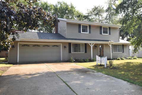 Photo of 14445 W Butternut Trl, New Berlin, WI 53151 (MLS # 1973514)
