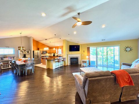 Photo of 12374 W Virginia Cir, Franklin, WI 53132 (MLS # 1938540)