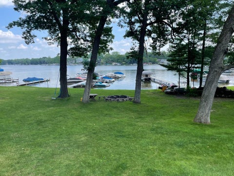 Photo of W342N4868 Oak Ln, Oconomowoc, WI 53058 (MLS # 1983415)
