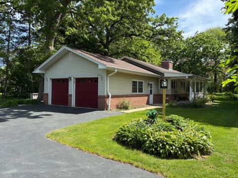 Photo of 2407 67th Dr, Yorkville, WI 53182 (MLS # 1964304)