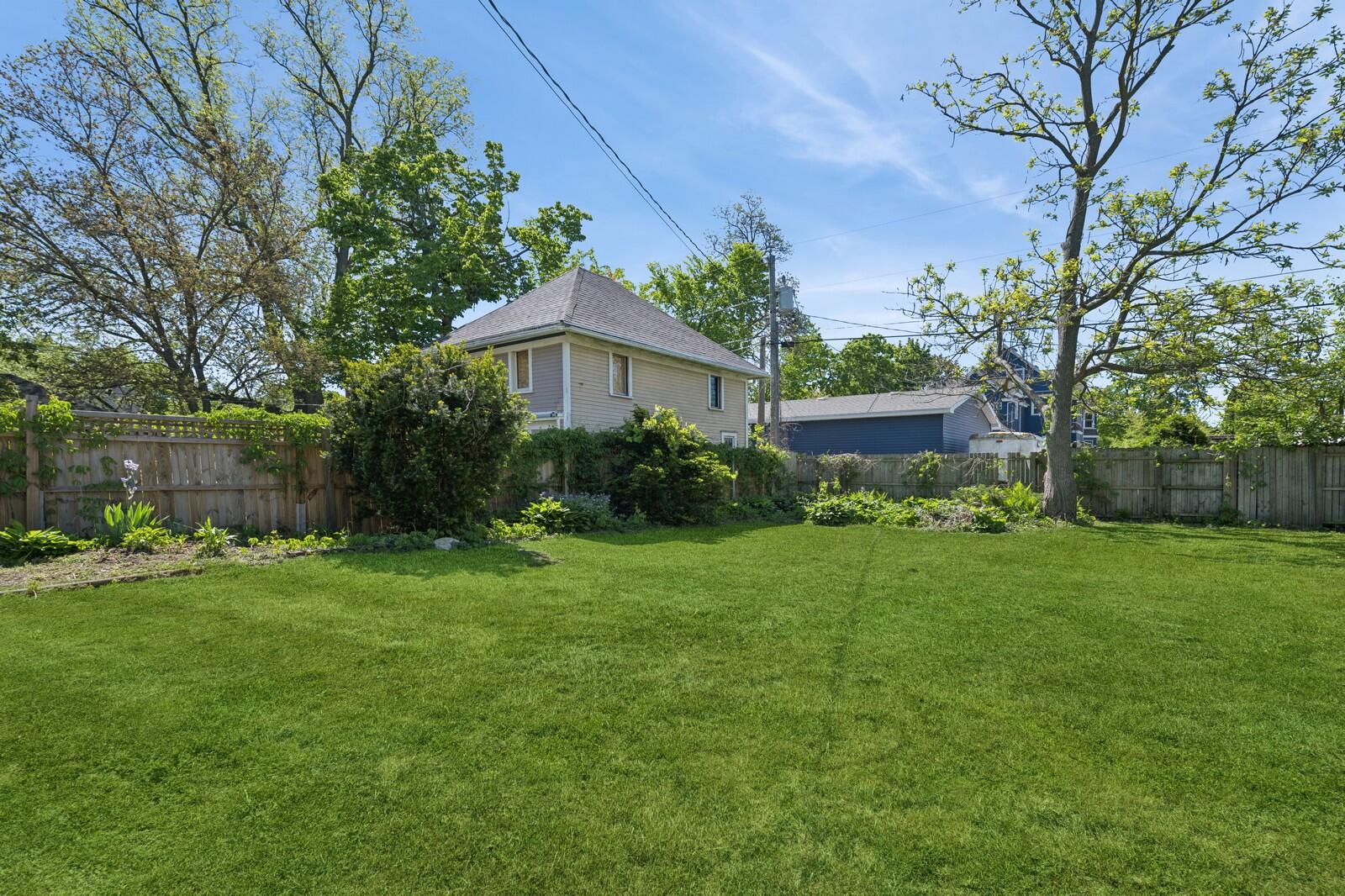 Delavan, Wisconsin 53115, United States, 4 Bedrooms Bedrooms, ,2 BathroomsBathrooms,Residential,Active,137253