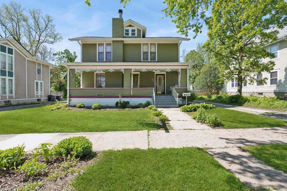 Delavan, Wisconsin 53115, United States, 4 Bedrooms Bedrooms, ,2 BathroomsBathrooms,Residential,Active,137253