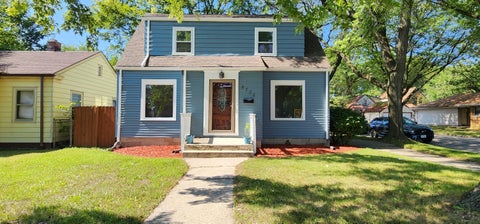 Photo of 4735 W Fon Du Lac Ave, Milwaukee, WI 53216 (MLS # 1978571)