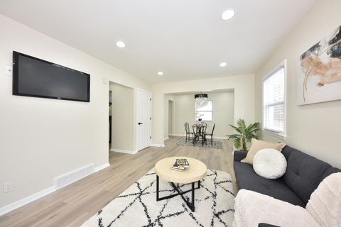 Photo of 8106 W Herbert Ave, Milwaukee, WI 53218 (MLS # 1959541)