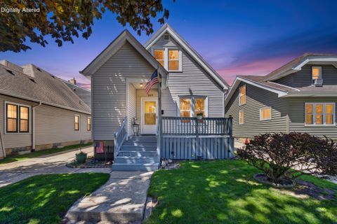Photo of 165 N 71 St, Milwaukee, WI 53213 (MLS # 1962645)