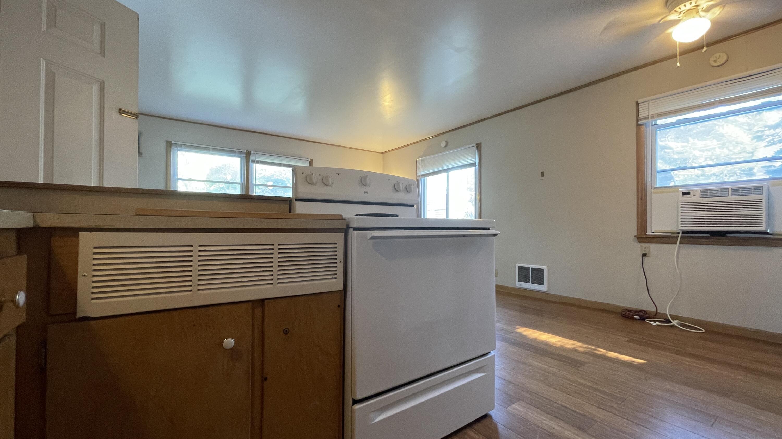 Milwaukee, Wisconsin 53218, United States, ,Residential,Active,137271