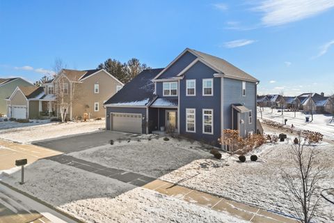 Photo of 1491 Aster St, Port Washington, WI 53074 (MLS # 1896287)