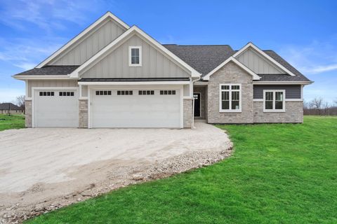 Photo of N66W20955 Sweet Clover Dr, Menomonee Falls, WI 53051 (MLS # 1951969)