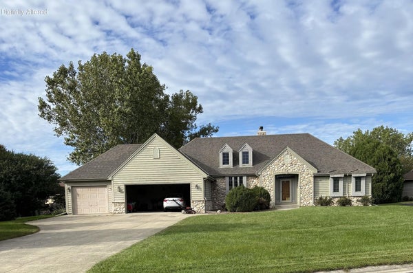 1308 5 MILE RD, CALEDONIA, WI 53402 - Image d36c9afd9fea4b5befeb7596244ea679/2294095411