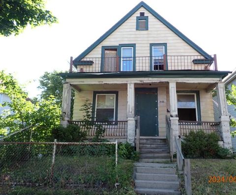 Photo of 2632 N 28th St, Milwaukee, WI 53210 (MLS # 1947166)