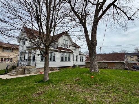 Photo of 4168 N 92nd St, Milwaukee, WI 53222 (MLS # 1958409)