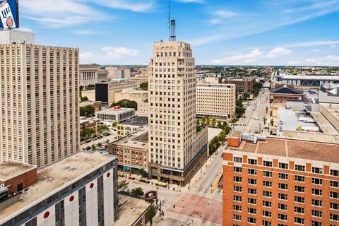 Photo of 606 W Wisconsin Ave, Milwaukee, WI 53203 (MLS # 1980844)