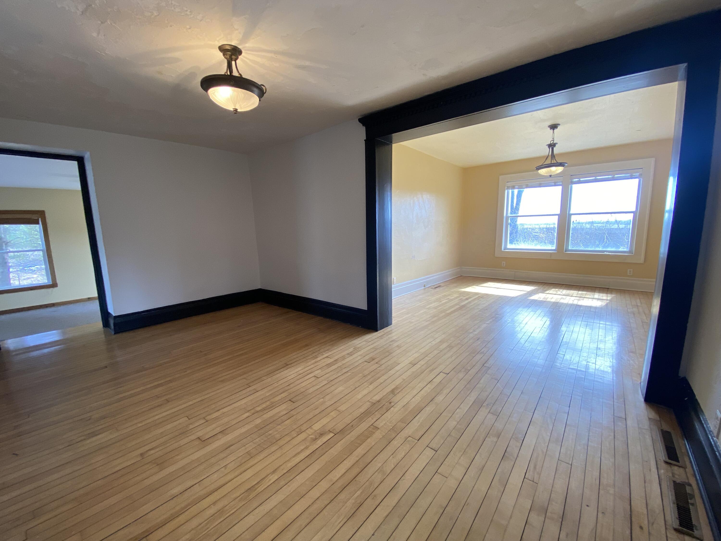 Saukville, Wisconsin 53021, United States, 5 Bedrooms Bedrooms, ,2 BathroomsBathrooms,Residential,Active,292