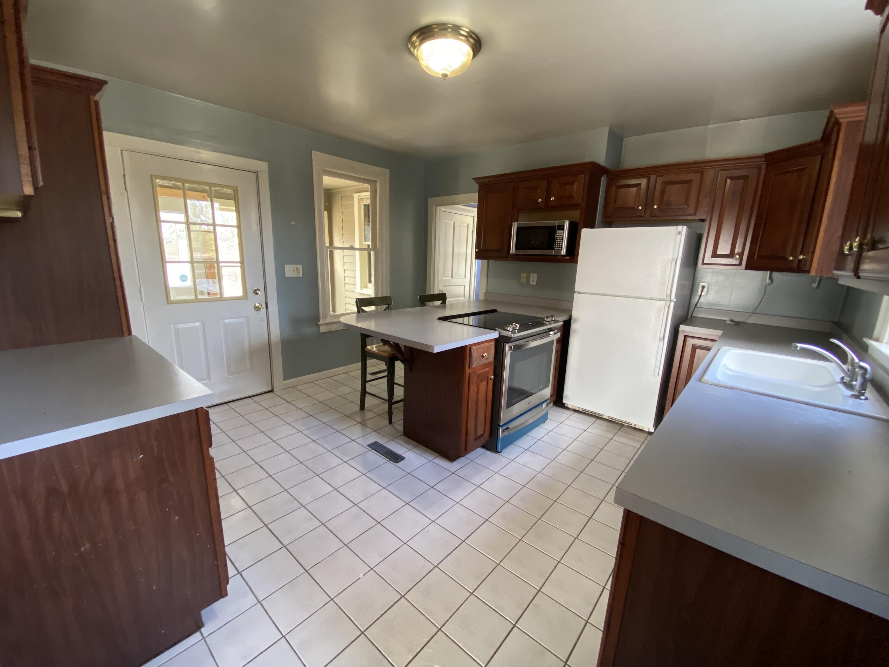 Saukville, Wisconsin 53021, United States, 5 Bedrooms Bedrooms, ,2 BathroomsBathrooms,Residential,Active,292