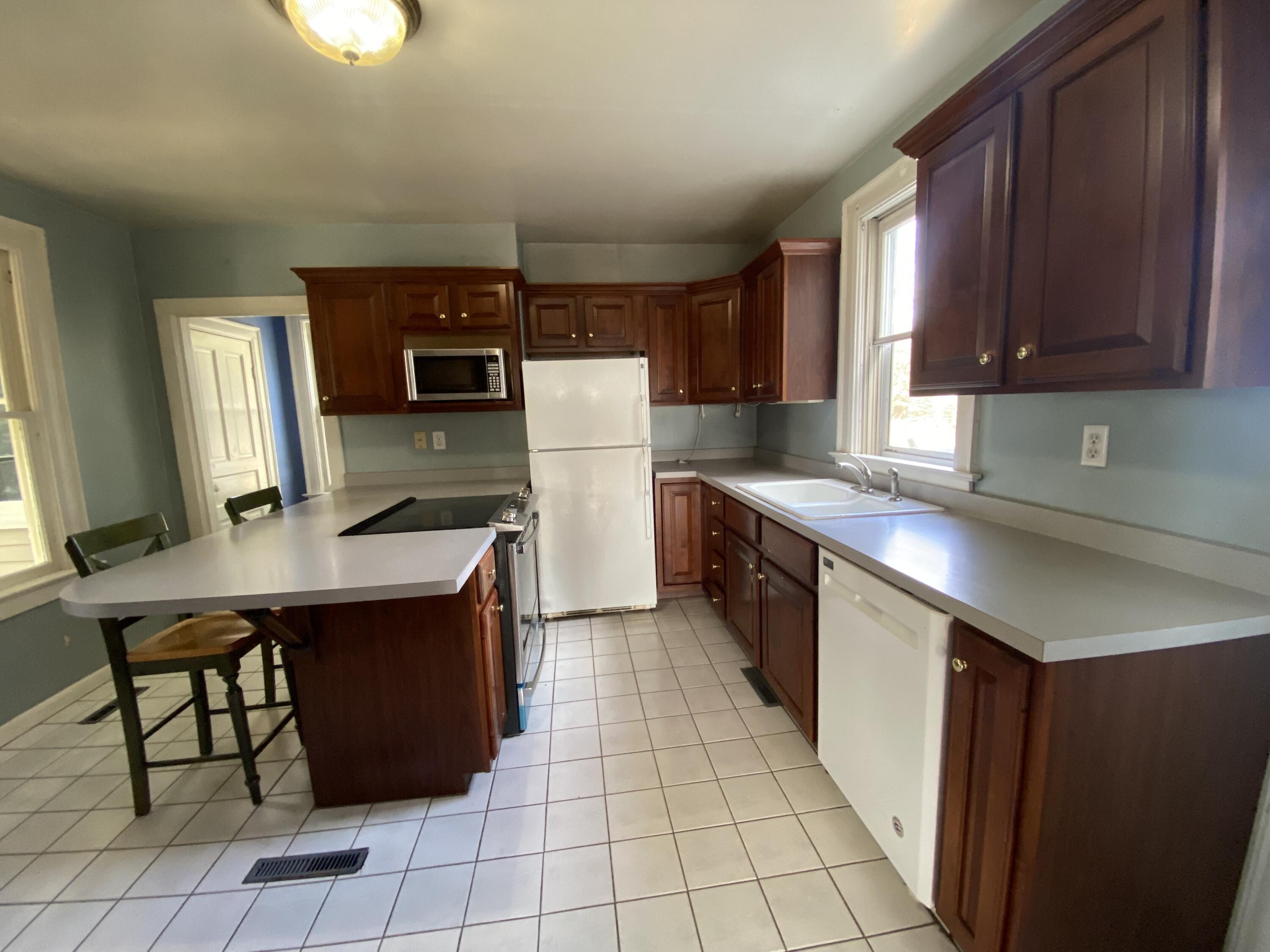 Saukville, Wisconsin 53021, United States, 5 Bedrooms Bedrooms, ,2 BathroomsBathrooms,Residential,Active,292