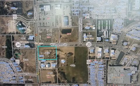 Photo of 2575 S Main St, West Bend, WI 53095 (MLS # 1947936)