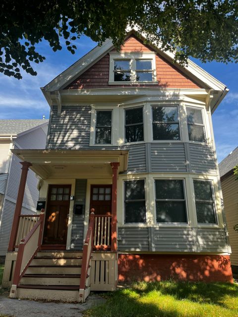 Photo of 2110 N Palmer St, Milwaukee, WI 53212 (MLS # 1902393)
